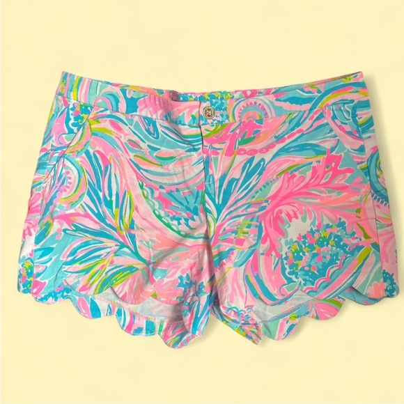 NWOT Lilly Pulitzer Buttercup Shorts - Scallop Hem - Picture 1 of 3